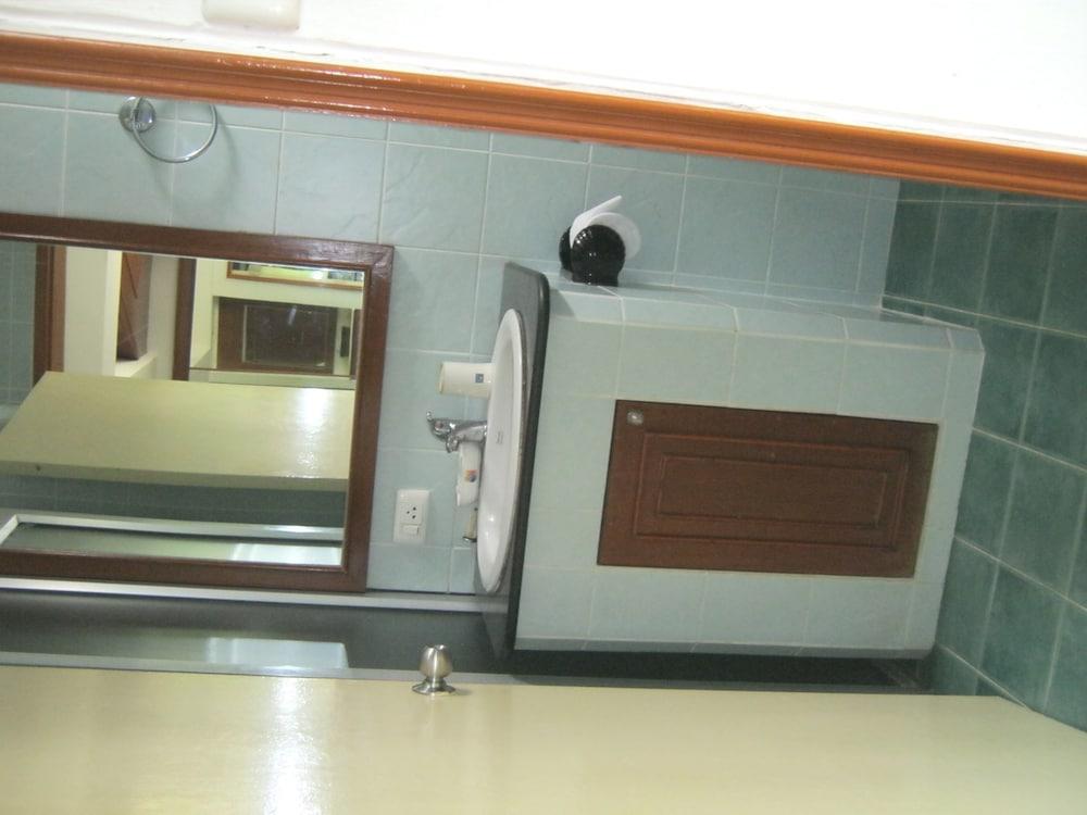 Orchid Hotel And Spa Kalim Bay Patong Екстер'єр фото